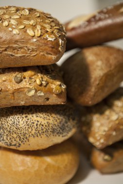 Bun ve tohum olmadan rulo