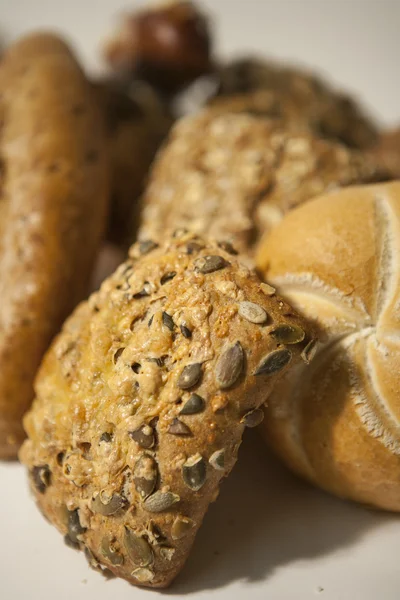 Pão de rolo com e sem semente — Fotografia de Stock