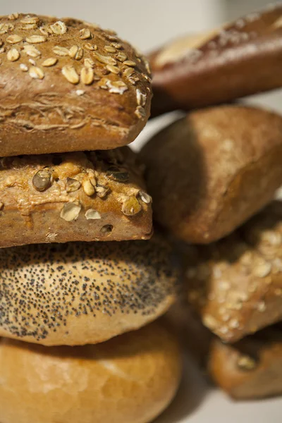 Bun ve tohum olmadan rulo