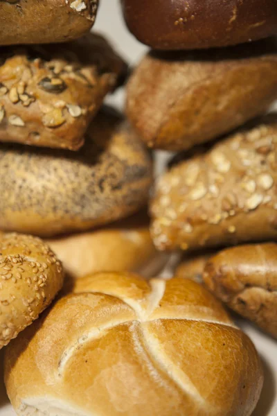 Bun ve tohum olmadan rulo