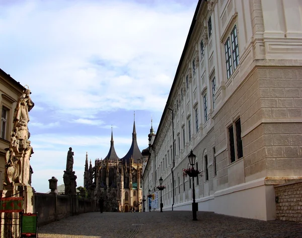 Barok sokak ve Gotik Kilisesi, Kutna Hora, Çek Cumhuriyeti