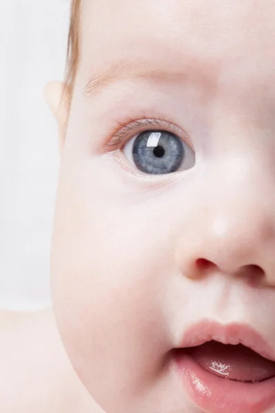 婴儿的眼睛 — 图库照片