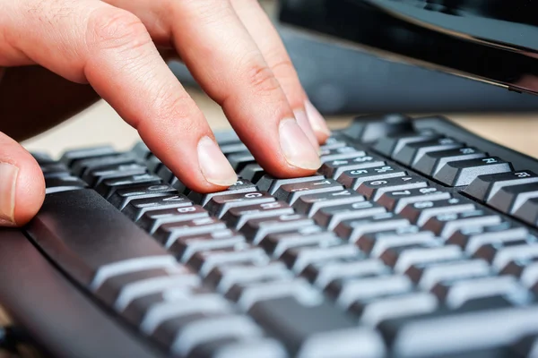 Ontwerper kunstenaar van de hand — Stockfoto