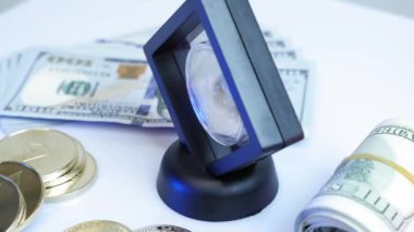Kripto para madenciliği. Çevrimiçi ticaret. Dijital para. Engelleme zinciri. Sanal para