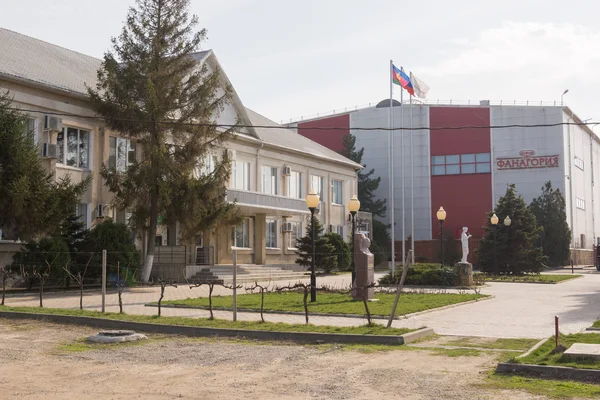 Sennoy, Russia - March 15, 2016: View of the main office of the wine fanagoria plant, village Sennoy, Mira Street 49 — Stock Photo, Image