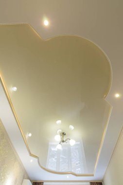 Orijinal şekilli zengin çok katlı germe tavanı