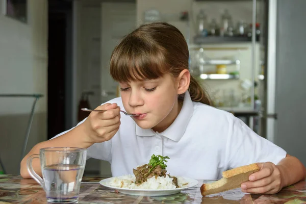 Girl Eats Second Dish Lunch — Stock Photo, Image
