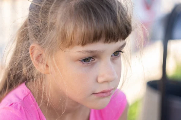 Portrait Une Jeune Fille Européenne Coûteuse Huit Ans — Photo