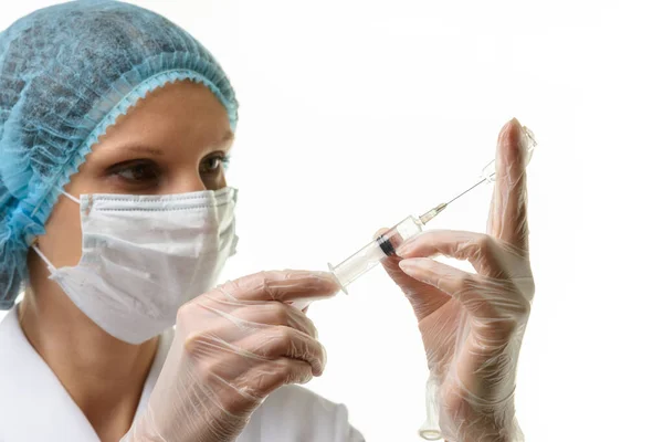 Nurse Wearing Mask Gloves Draws Medicine Syringe Ampoule Isolated White — Stock Photo, Image