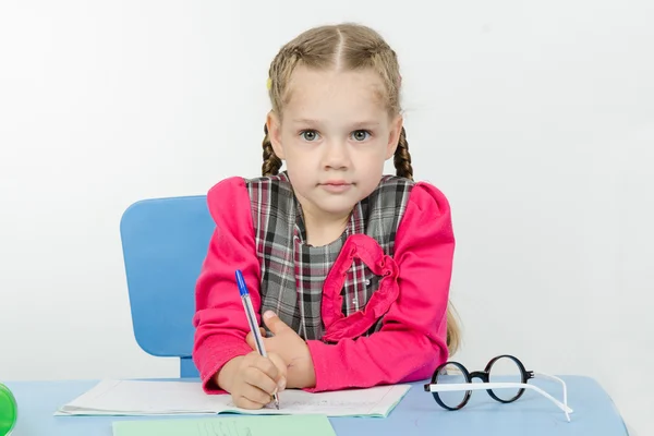 Eerste klas huiswerk — Stockfoto