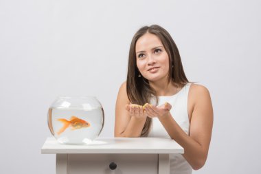 O--dan belgili tanımlık goldfish akvaryum yardım istedi