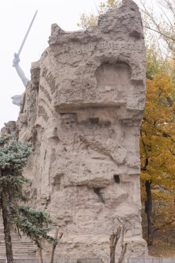 Kompozisyonlar-duvar kalıntıları parçaları tarihi anıt kompleksi 