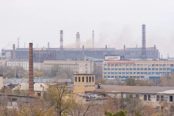 Vista de la zona industrial de la fábrica "Octubre Rojo", Volgogrado — Foto de Stock