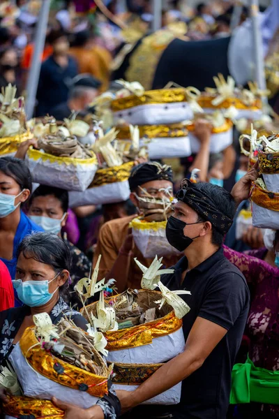 Люди Отпечатками Пальцев Церемонии Кремации Бали Коварное Время — стоковое фото