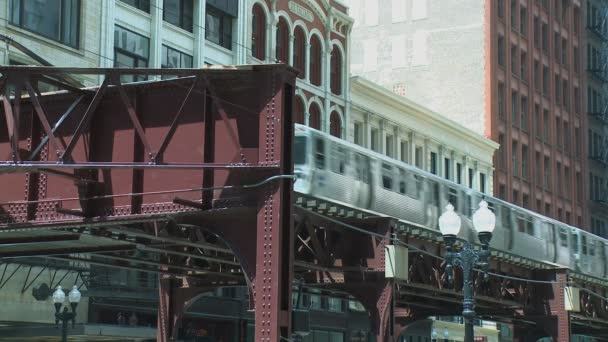 Trenes elevados se cruzan en Chicago — Vídeos de Stock