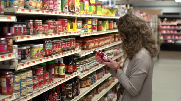 Scènes d'une épicerie américaine typique — Video