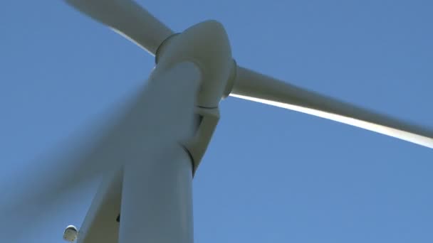 Wind turbine creates energy — Stock Video