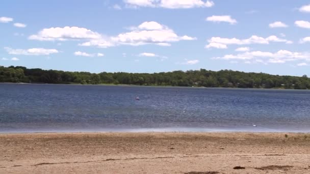 Playa soleada de verano (6 de 10 ) — Vídeo de stock