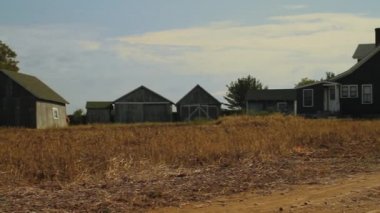 Çiftlik evi ve outbuildings (2 / 2)