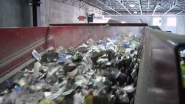 Bir tekerlek konveyör çöp