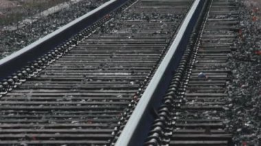 Gözlerden uzak demiryolu parça