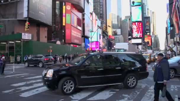 Platsen för en typisk trottoaren på en hektisk morgon i New York City — Stockvideo