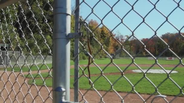 Campo de béisbol vacío — Vídeo de stock