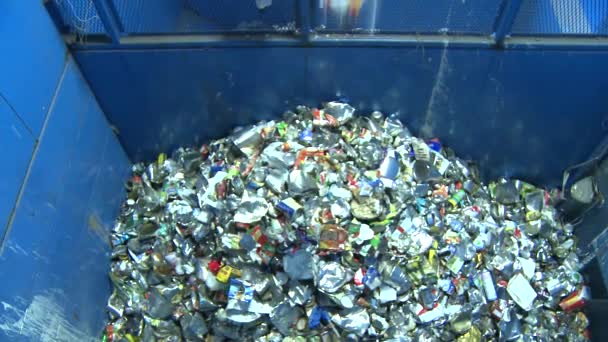 Śmietnik na recykling roślina — Wideo stockowe