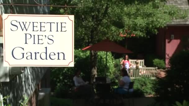 Sweetie's Garden (1 di 2 ) — Video Stock