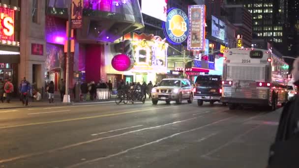 Traffico notturno a New York — Video Stock