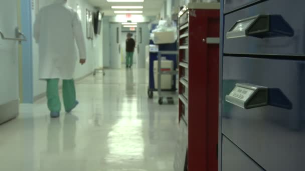 在医院的医疗走廊 — 图库视频影像
