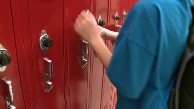 Öğrenci açılış soyunma (6 / 6)