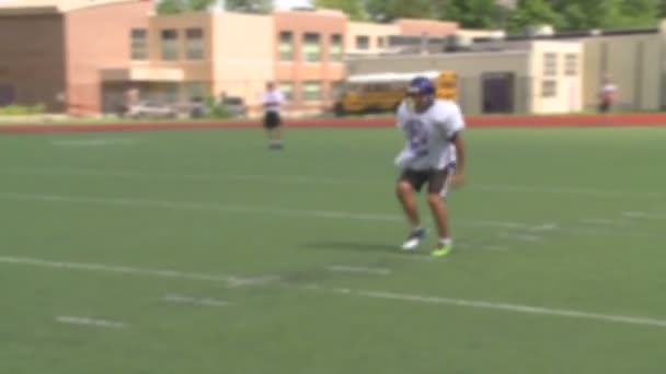 High school Football team at practice (4 de 12 ) — Video