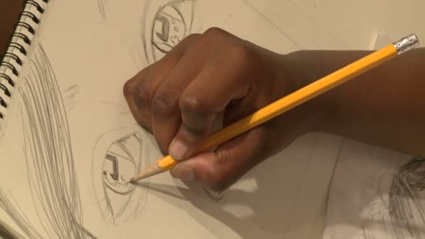 Junior high students working in art class (5 of 9) — Stock Video
