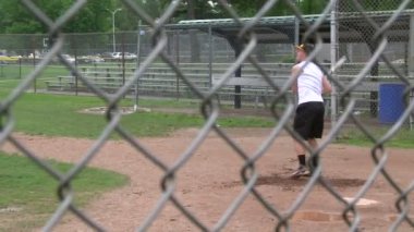 Lise erkek beyzbol uygulama (1 / 5 olarak)