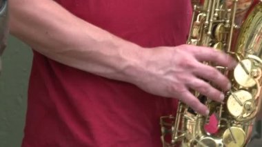 Saksafon oyuncu bir grup (3 / 3)