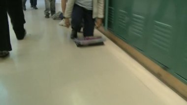 Onların dolap ilköğretim okulu öğrencileri