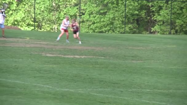 Práctica de lacrosse para niñas de secundaria (2 de 5 ) — Vídeos de Stock