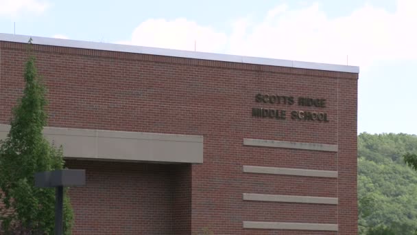 Scott 's Ridge Middle School (1 of 7 ) — стоковое видео