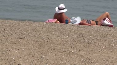 Muhteşem bir gün plajda (7 / 14)