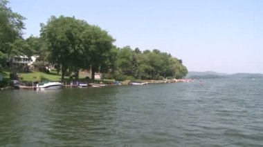 Nehir boyunca özel dock