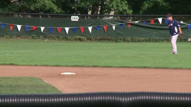 Tigers baseball practice (1 of 6) — Stock Video