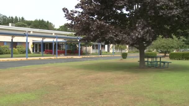 Old Saybrook High School (5 z 6) — Stock video