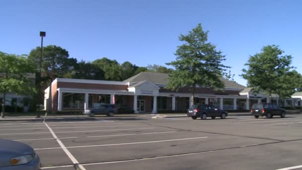 Large store parking area (2 of 2) — Stock Video