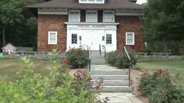 Steps leading up to a brick home — Stock Video