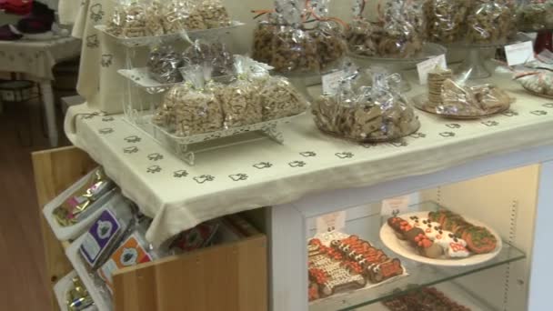 Scrumptious bakery goods (1 of 1) — Stock Video