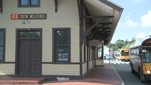 New Milford town building (1 de 3 ) — Video