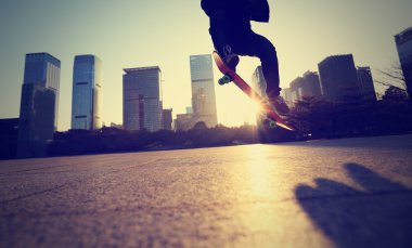 kaykay bacaklar City