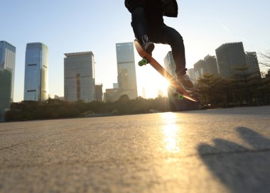 kaykay bacaklar City