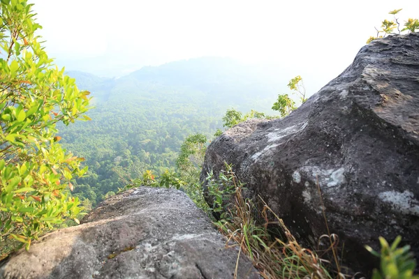 Vista sobre la cima de la montaña —  Fotos de Stock